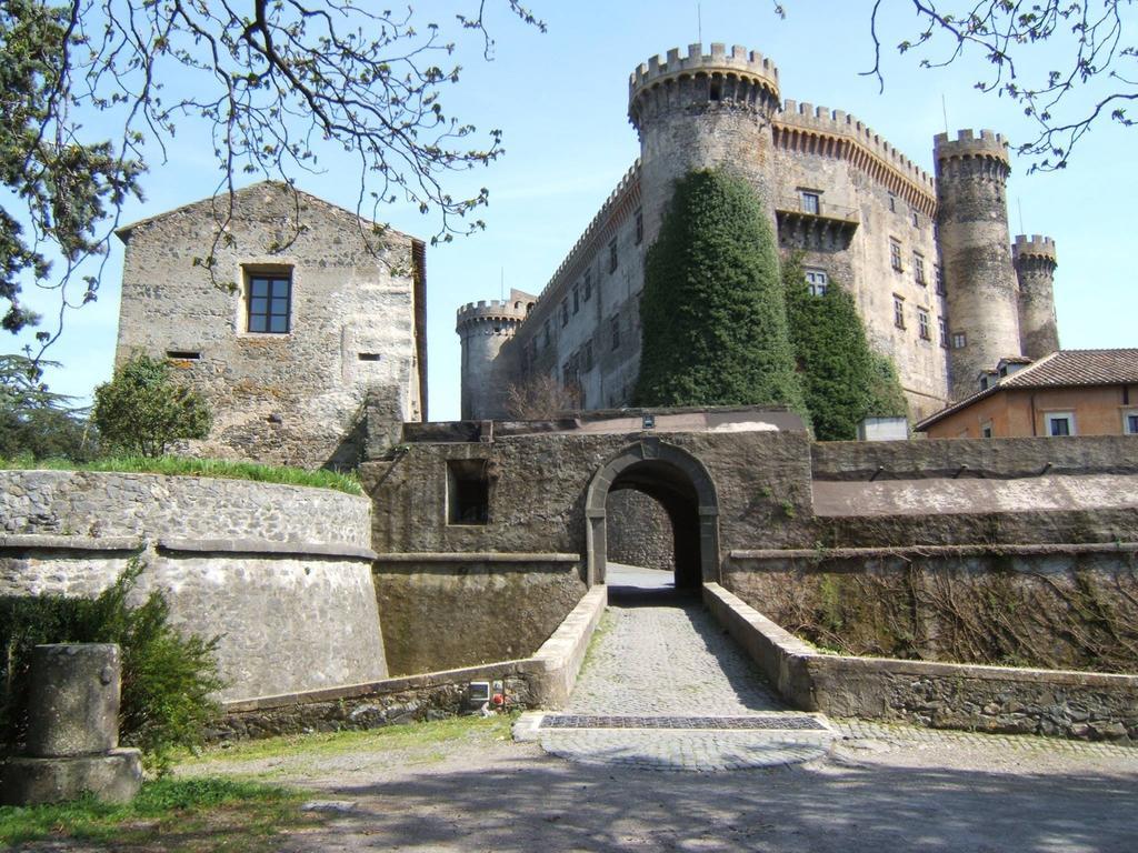 شقة La Colombaia Nel Castello براتشيانو الغرفة الصورة