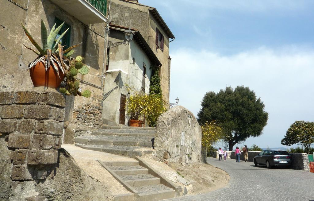 شقة La Colombaia Nel Castello براتشيانو الغرفة الصورة