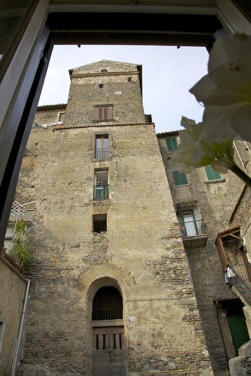 شقة La Colombaia Nel Castello براتشيانو الغرفة الصورة